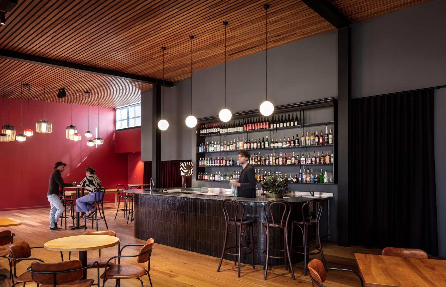 bar - Verity lane Market 